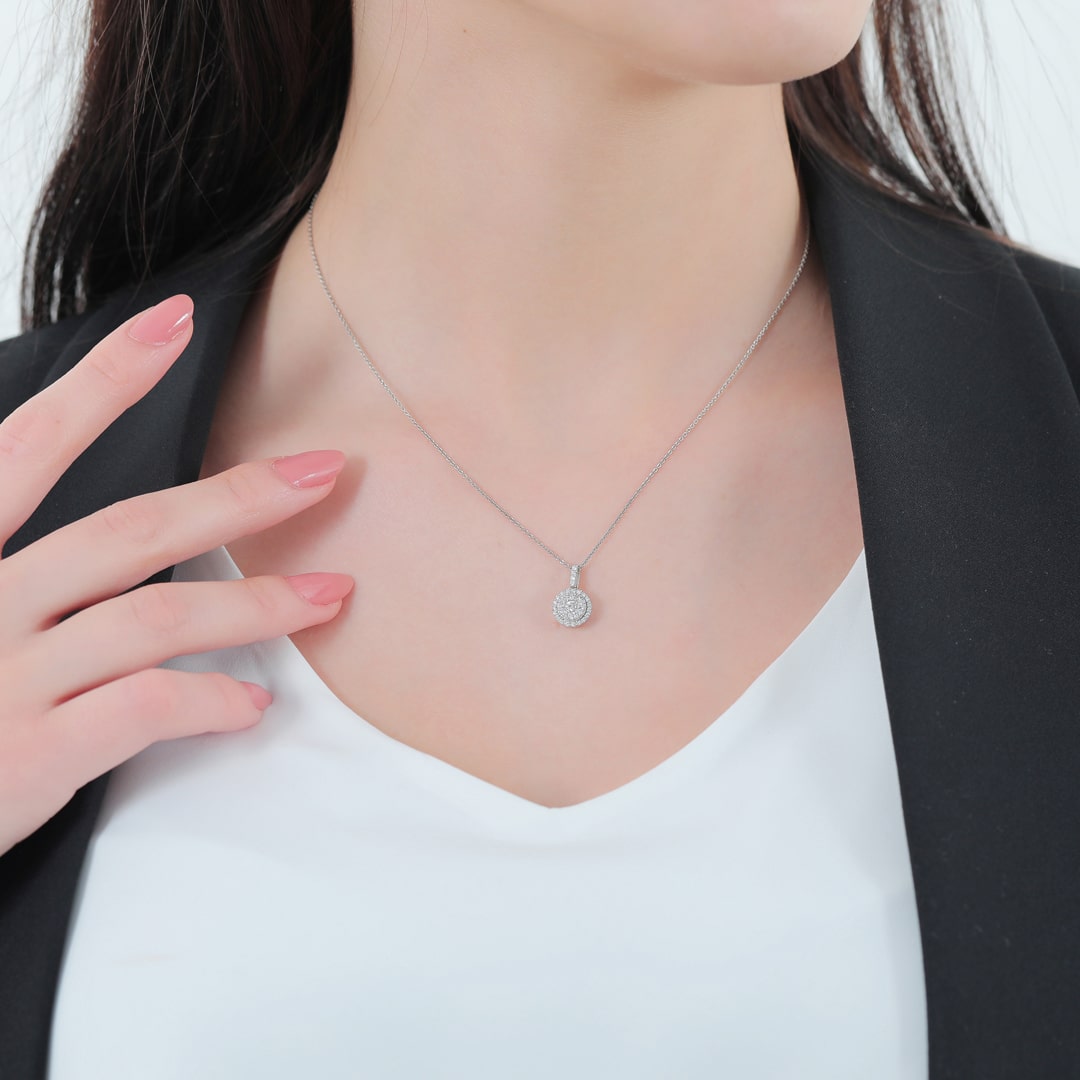 0.31 ct Pırlanta Violette Kolyeler
